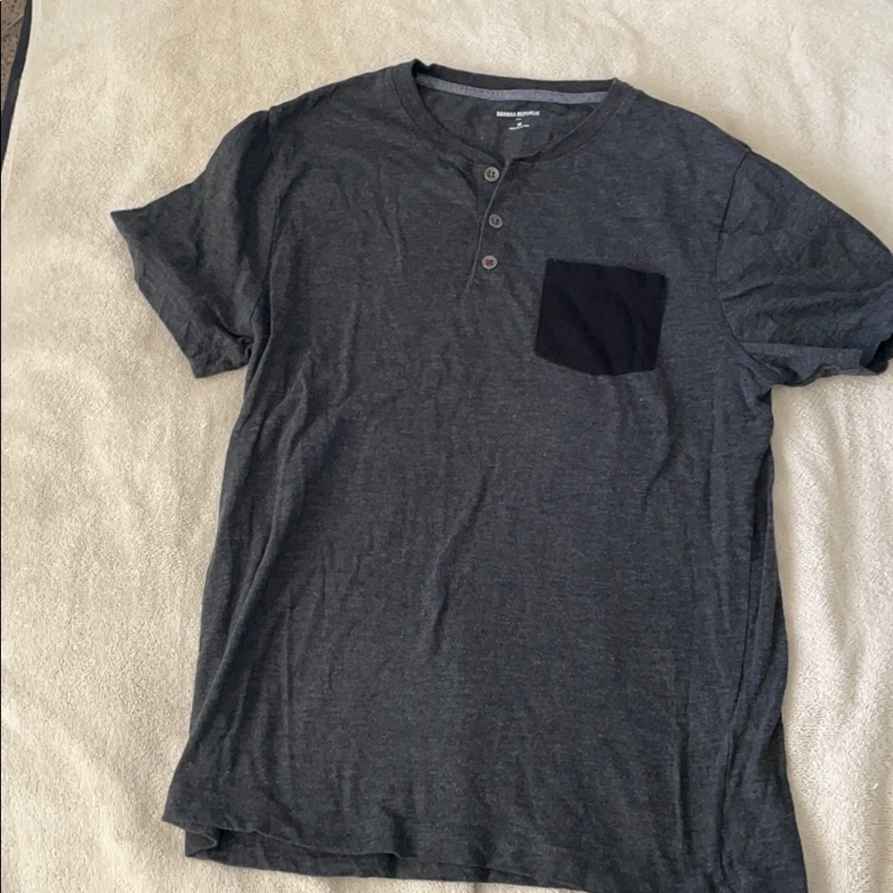 Gray Banana Republic Henley medium